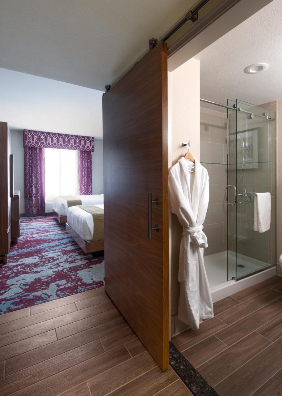 Bear Springs Hotel Хайленд Экстерьер фото